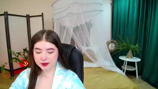 Image 4 of nicolefoxery Stream on Chaturbate on 2 months ago