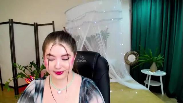 Image 11 of nicolefoxery Stream on Chaturbate on 1 month ago