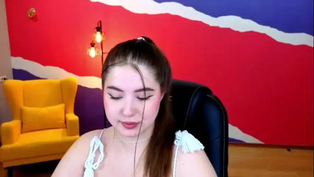 Image 11 of nicolefoxery Stream on Chaturbate on 29 days ago