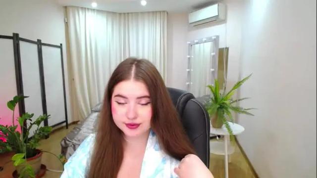 Image 3 of nicolefoxery Stream on Chaturbate on 28 days ago