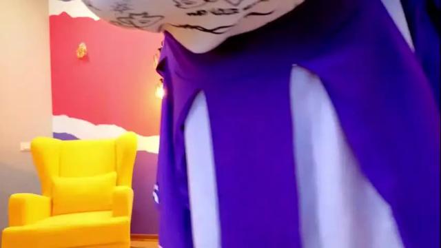 Image 3 of nicolefoxery Stream on Chaturbate on 24 days ago