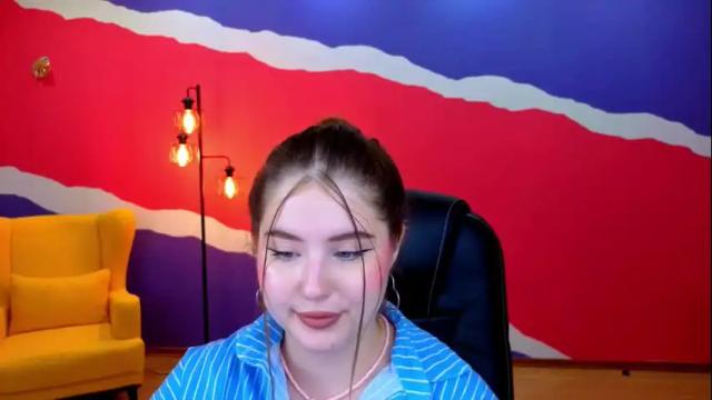 Image 11 of nicolefoxery Stream on Chaturbate on 20 days ago