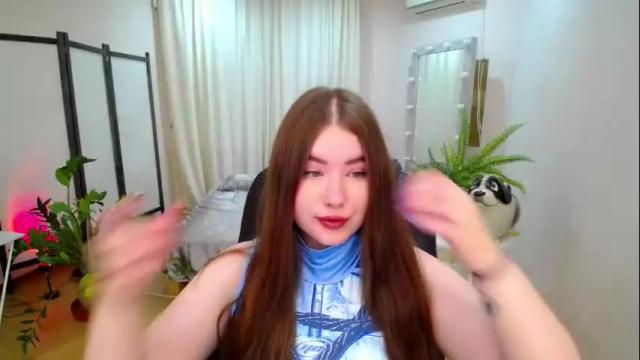 Image 2 of nicolefoxery Stream on Chaturbate on 12 days ago