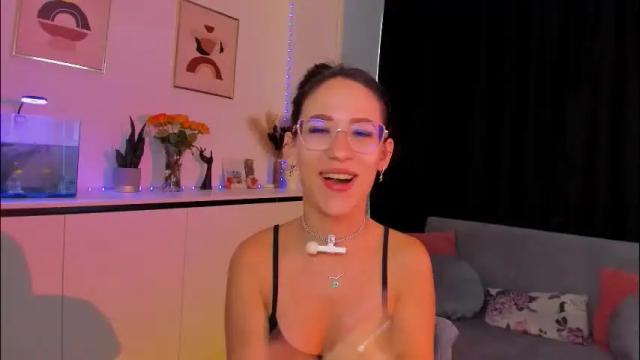 Image 4 of nicoleirisxxx Stream on Chaturbate on 1 month ago