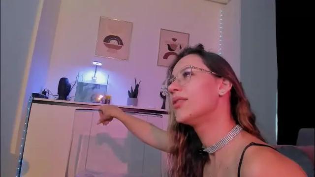 Image 8 of nicoleirisxxx Stream on Chaturbate on 1 month ago