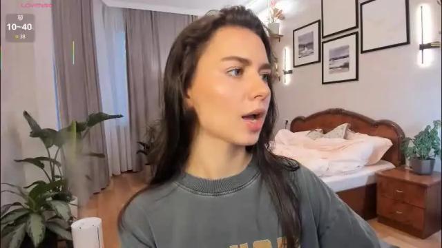 Thumbnail 1, nicoleluuv's Stream at Chaturbate, 2 months ago