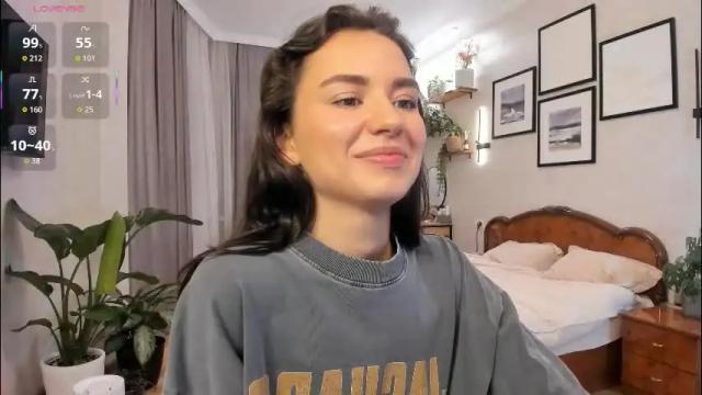 Image 8 of nicoleluuv Stream on Chaturbate on 1 month ago