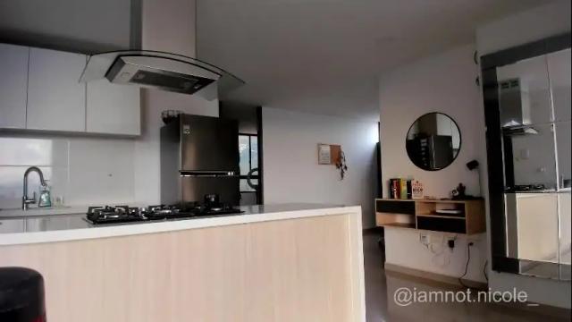 Image 8 of nicolemanson Stream on Chaturbate on 6 months ago