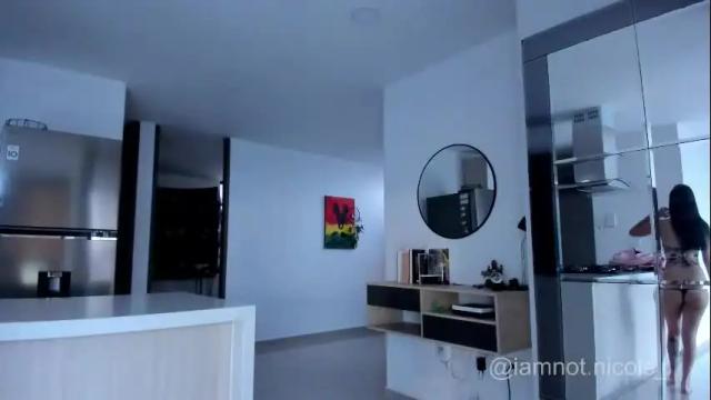 Image 2 of nicolemanson Stream on Chaturbate on 5 months ago