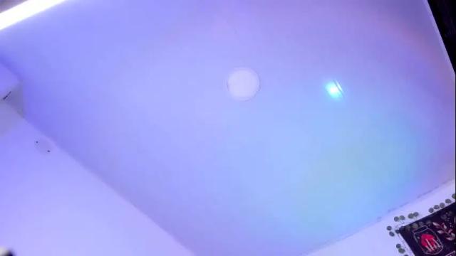 Image 11 of nicoleozzyy Stream on Chaturbate on 1 month ago