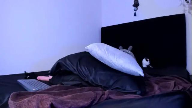 Image 10 of nicoleozzyy Stream on Chaturbate on 1 month ago