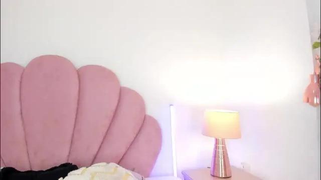 Image 6 of nicoleparadise_ Stream on Chaturbate on 28 days ago