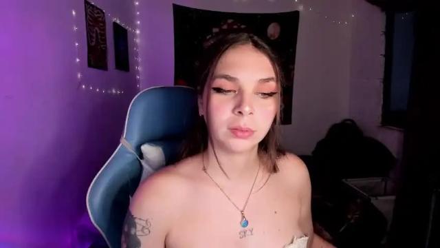 Image 3 of nicolepeachx Stream on Chaturbate on 1 month ago