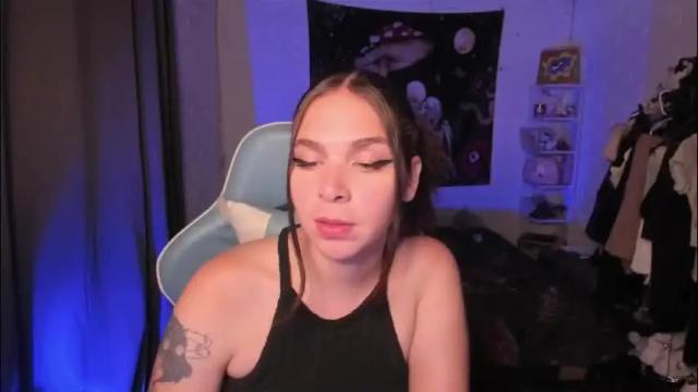 Image 4 of nicolepeachx Stream on Chaturbate on 1 month ago