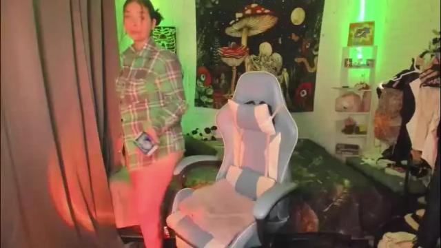 Image 2 of nicolepeachx Stream on Chaturbate on 21 days ago