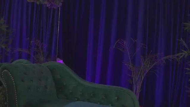 Image 12 of nicolesarahx Stream on Chaturbate on 14 months ago