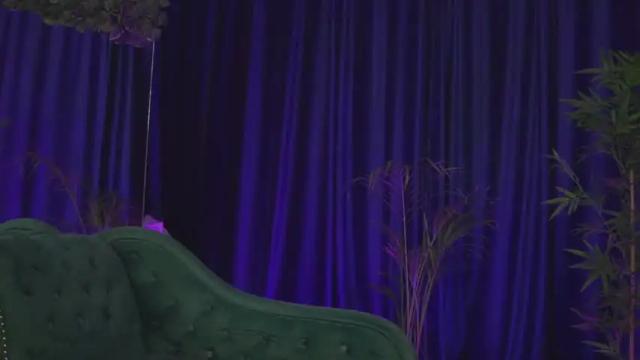 Image 7 of nicolesarahx Stream on Chaturbate on 14 months ago