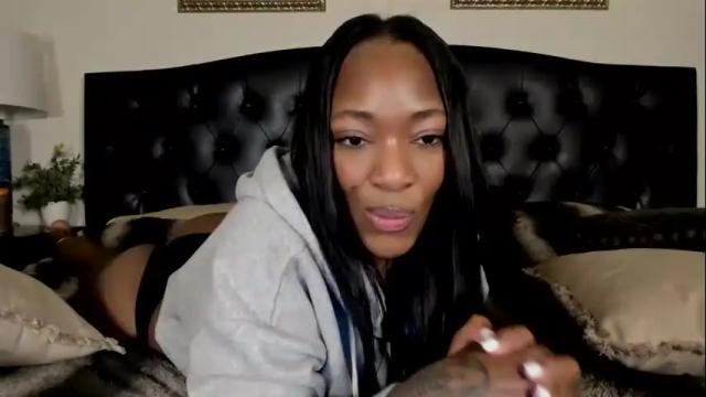 Image 6 of nicolesolace Stream on Chaturbate on 1 month ago