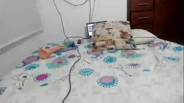 Image 7 of nicolett_aa Stream on Chaturbate on 1 month ago