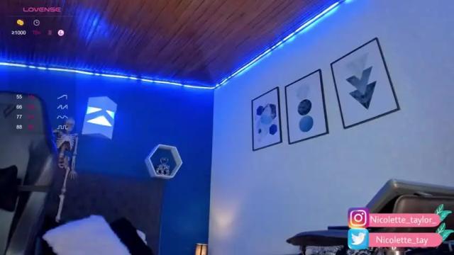 Thumbnail 1, nicolette_tay_'s Stream at Chaturbate, 18 months ago