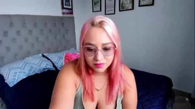 Image 3 of nicolewind_ Stream on Chaturbate on 1 month ago