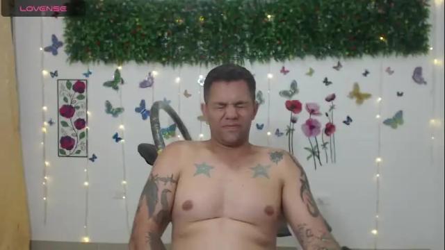 Thumbnail 3, nicoleychris's Stream at Chaturbate, 18 months ago