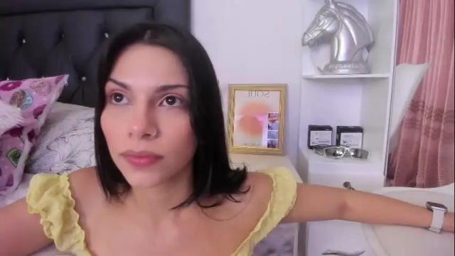 Image 2 of nicoll69_secrets Stream on Chaturbate on 7 months ago