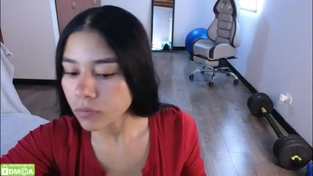 Image 4 of nicollbashel Stream on Chaturbate on 29 days ago