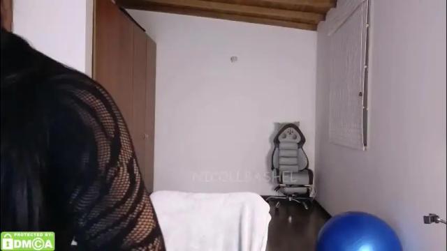 Image 7 of nicollbashel Stream on Chaturbate on 8 days ago