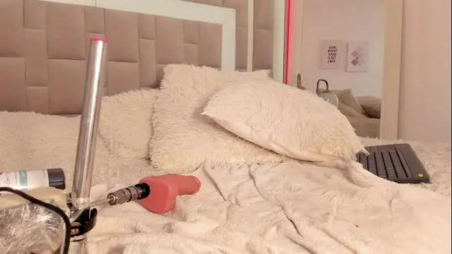 Thumbnail 3, nicolle_foxy's Stream at Chaturbate, 1 month ago