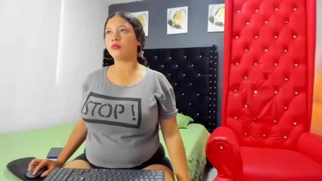 Thumbnail 1, nicolle_sexyhot23_'s Stream at Chaturbate, 12 months ago