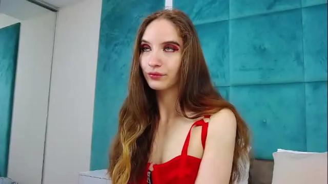 Image 12 of nicollemiles Stream on Chaturbate on 3 days ago