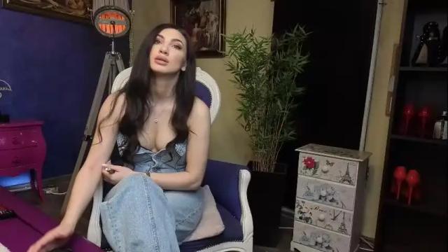 Image 2 of nicollepalmer Stream on Chaturbate on 1 month ago