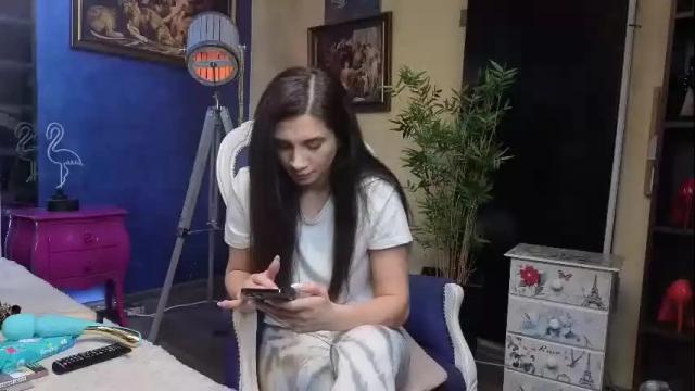 Image 7 of nicollepalmer Stream on Chaturbate on 16 days ago