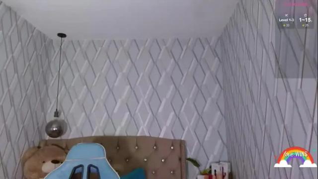 Image 2 of nicolletaylorq Stream on Chaturbate on 3 days ago