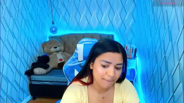 Image 11 of nicolletaylorq Stream on Chaturbate on 2 months ago