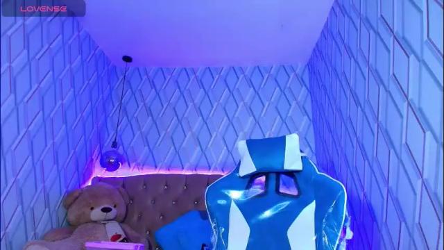 Image 4 of nicolletaylorq Stream on Chaturbate on 1 month ago