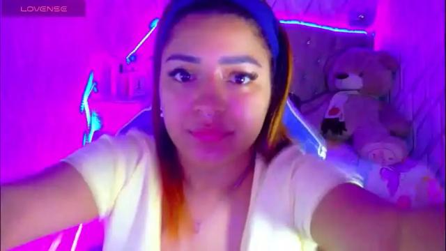 Image 3 of nicolletaylorq Stream on Chaturbate on 2 days ago