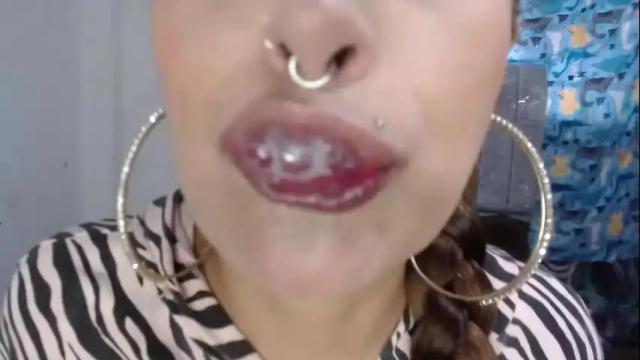 Image 3 of nicollewayne10 Stream on Chaturbate on 26 days ago