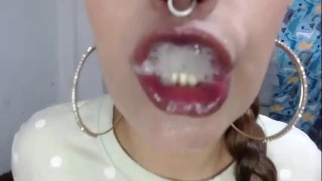 Image 2 of nicollewayne10 Stream on Chaturbate on 7 months ago