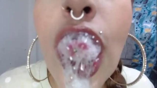 Image 3 of nicollewayne10 Stream on Chaturbate on 7 months ago