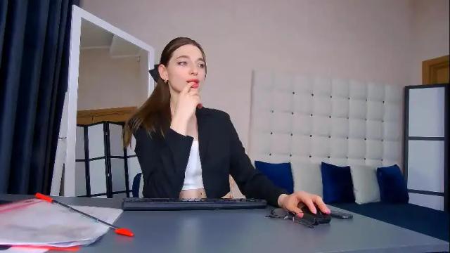 Image 11 of nicolros Stream on Chaturbate on 28 days ago