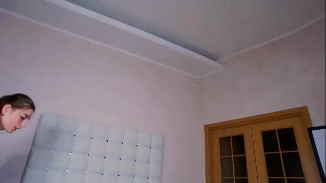 Image 4 of nicolros Stream on Chaturbate on 1 month ago