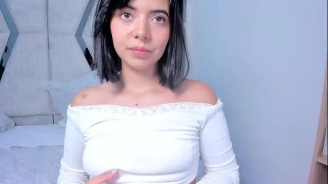 Image 10 of nicolross_ Stream on Chaturbate on 1 month ago