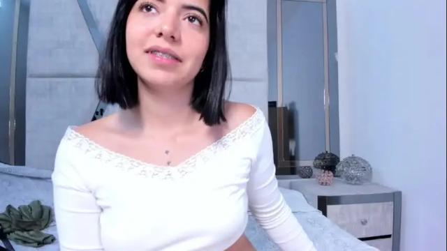 Image 2 of nicolross_ Stream on Chaturbate on 1 month ago