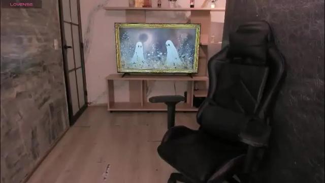 Image 7 of nicolross_ Stream on Chaturbate on 8 days ago