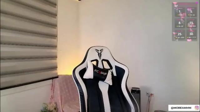 Image 7 of nicolthompsonn Stream on Chaturbate on 23 days ago