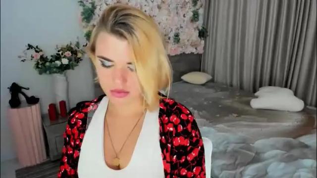 Image 12 of nightfallveil Stream on Chaturbate on 4 months ago