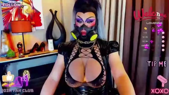 Image 2 of nightmare_natalia Stream on Chaturbate on 16 months ago