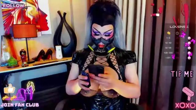 Image 4 of nightmare_natalia Stream on Chaturbate on 16 months ago